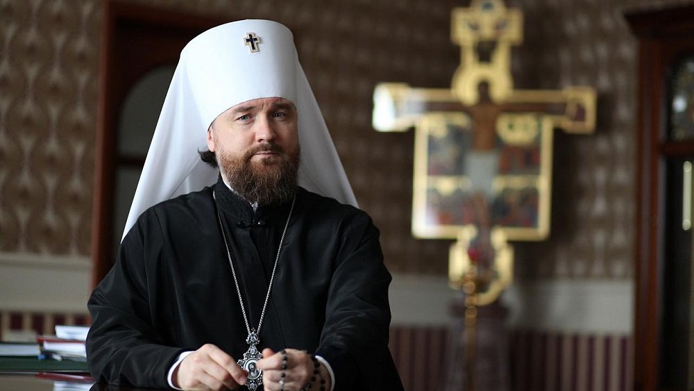 Митрополит Челябинский и Миасский Григорий попросил прихожан молиться из дома