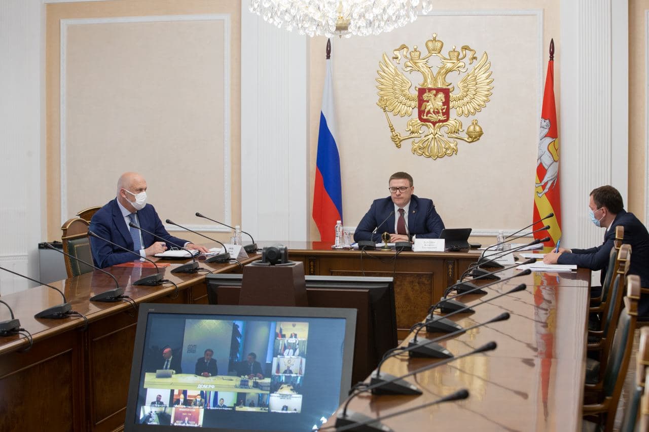 Алексей Текслер принял участие в совещании под председательством В. Якушева и В. Мутко