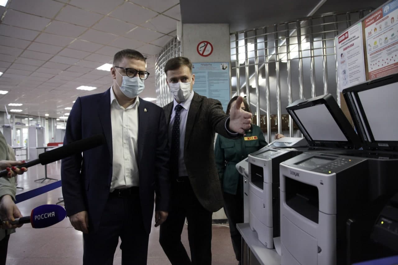 В Челябинской области продолжается вакцинация от гриппа и коронавирусной инфекции