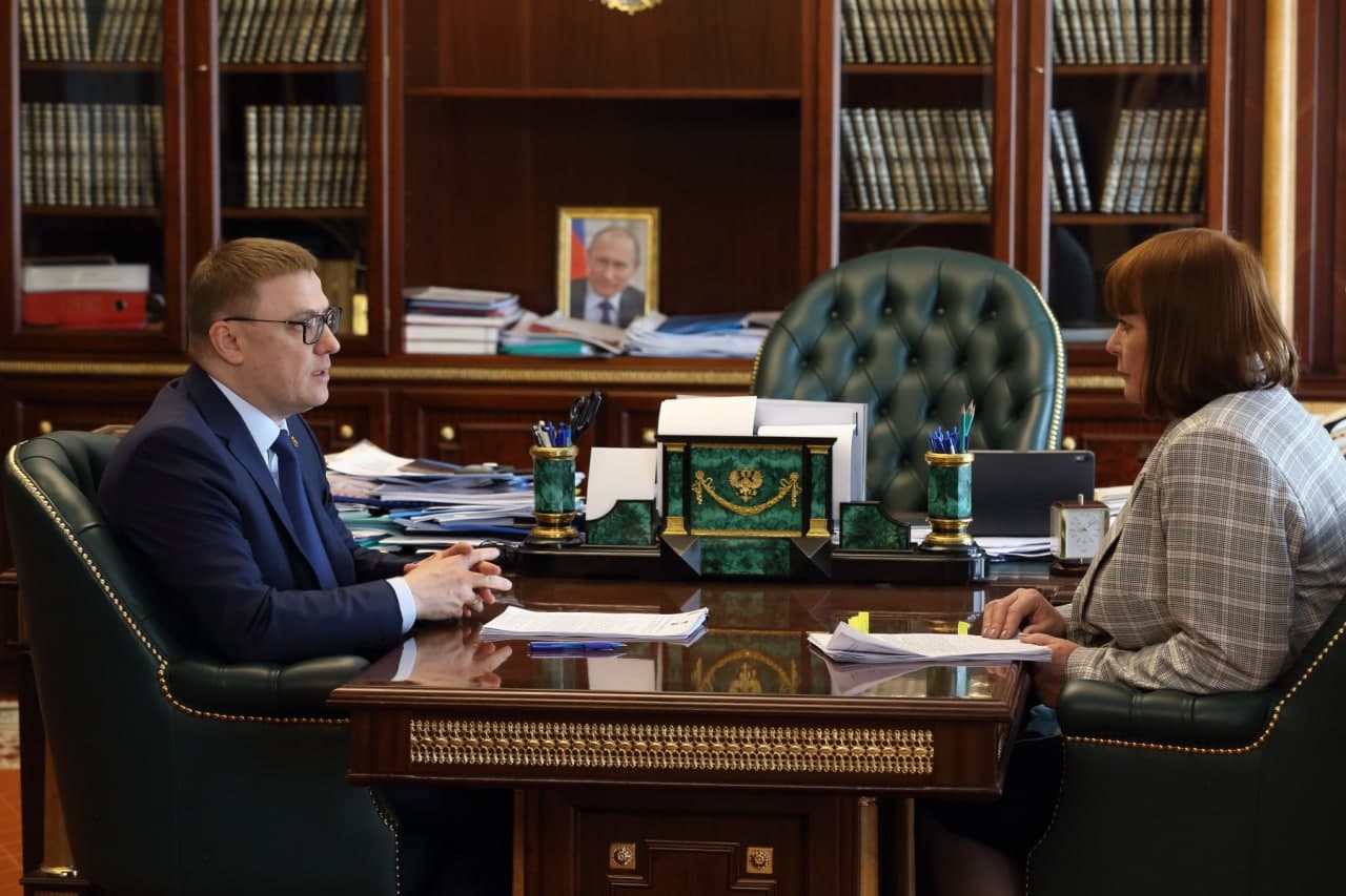 Алексей Текслер провел рабочую встречу с руководителем Челябинского УФАС Анной Козловой 