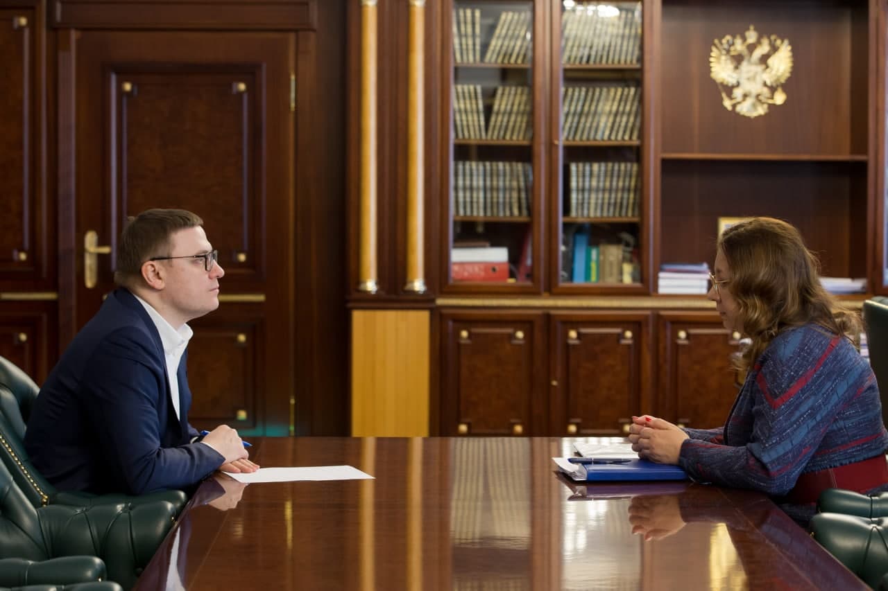 Алексей Текслер провел рабочую встречу с руководителем регионального Росреестра Ольгой Смирных